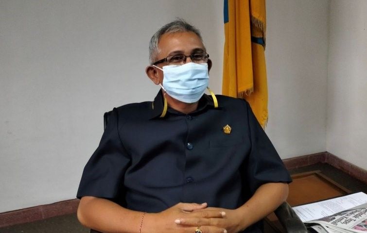 podiumnews.com-Anggota DPRD Bali Sebut Perlu Sosialisasi Pergub Tentang Minuman Arak